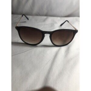 Sunglasses Women’s Tortoise Shell Print Plastic Round Sunglasses 090-01-1687